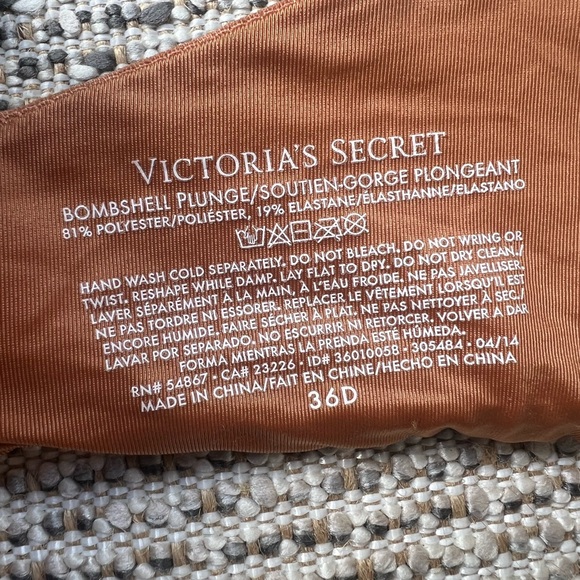 Victoria’s Secret Bombshell Plunge Sexy Leopard Bra Size 36D - Picture 4 of 11